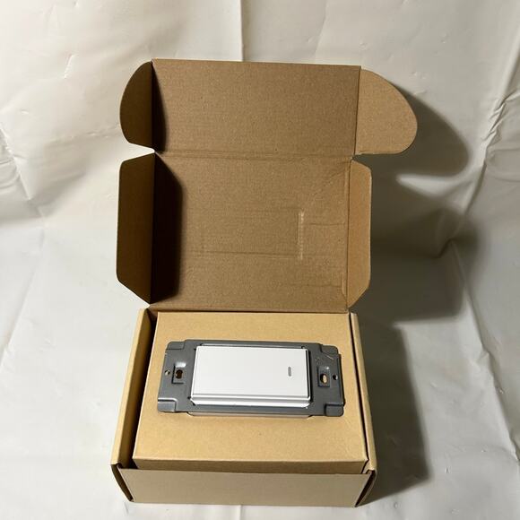 Smart Wi-Fi 3 way smart switch - Picture 3 of 4